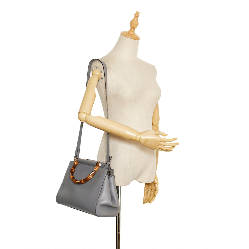 Gucci Bamboo Nymphaea Leather Satchel (SHG-35575)