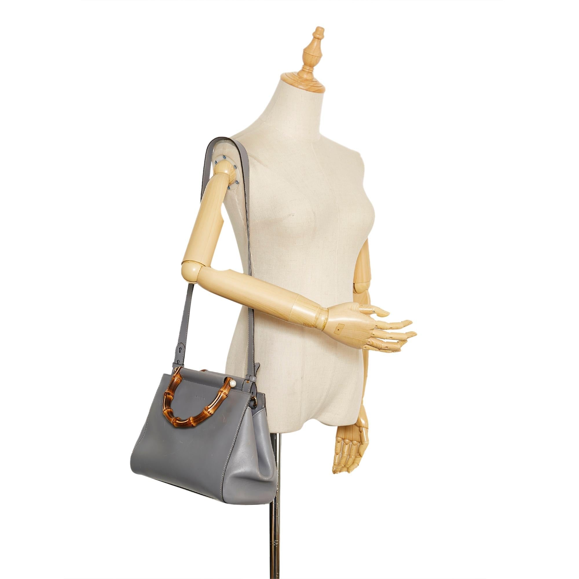 Gucci Bamboo Nymphaea Leather Satchel (SHG-35575)