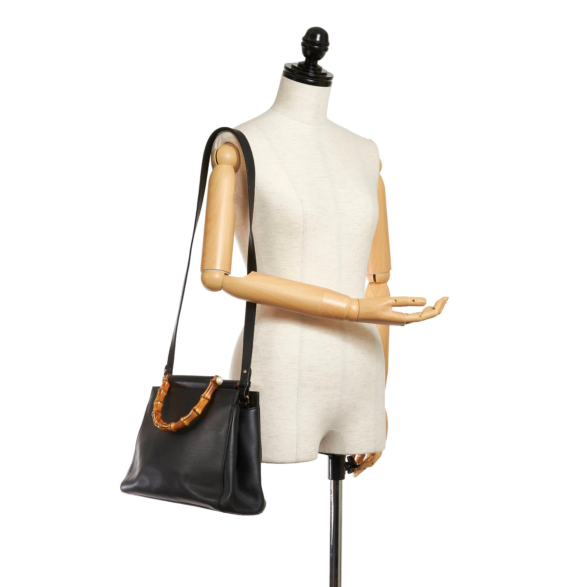 Gucci Bamboo Nymphaea Leather Satchel (SHG-37325)