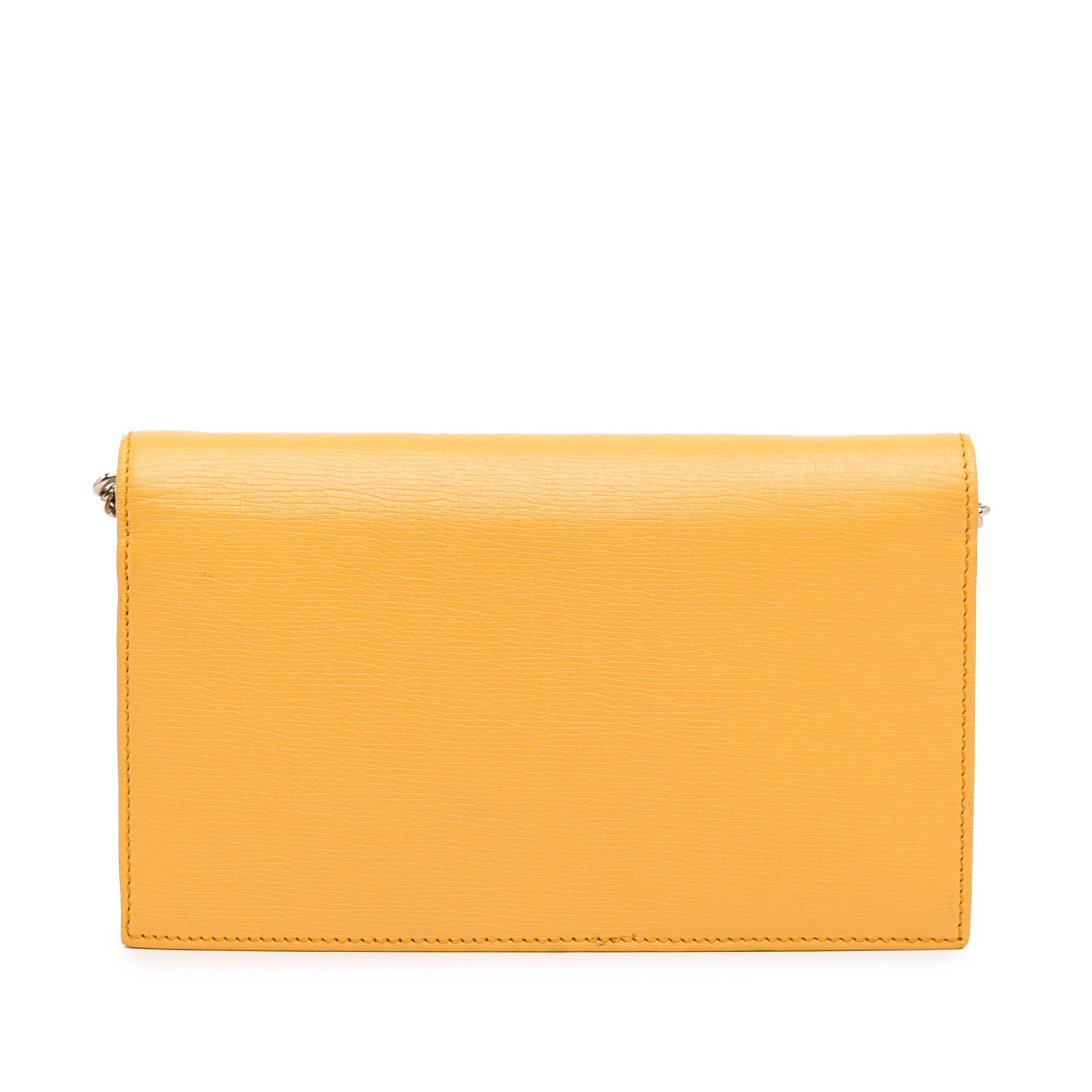 Gucci Betty Leather Wallet On Chain (SHG-MD9ycM)