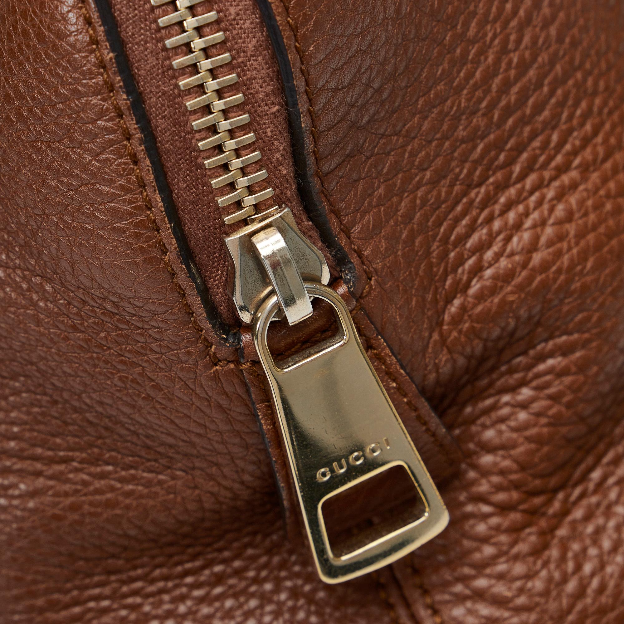 Gucci Bree Shoulder Bag (SHG-SUqv74)
