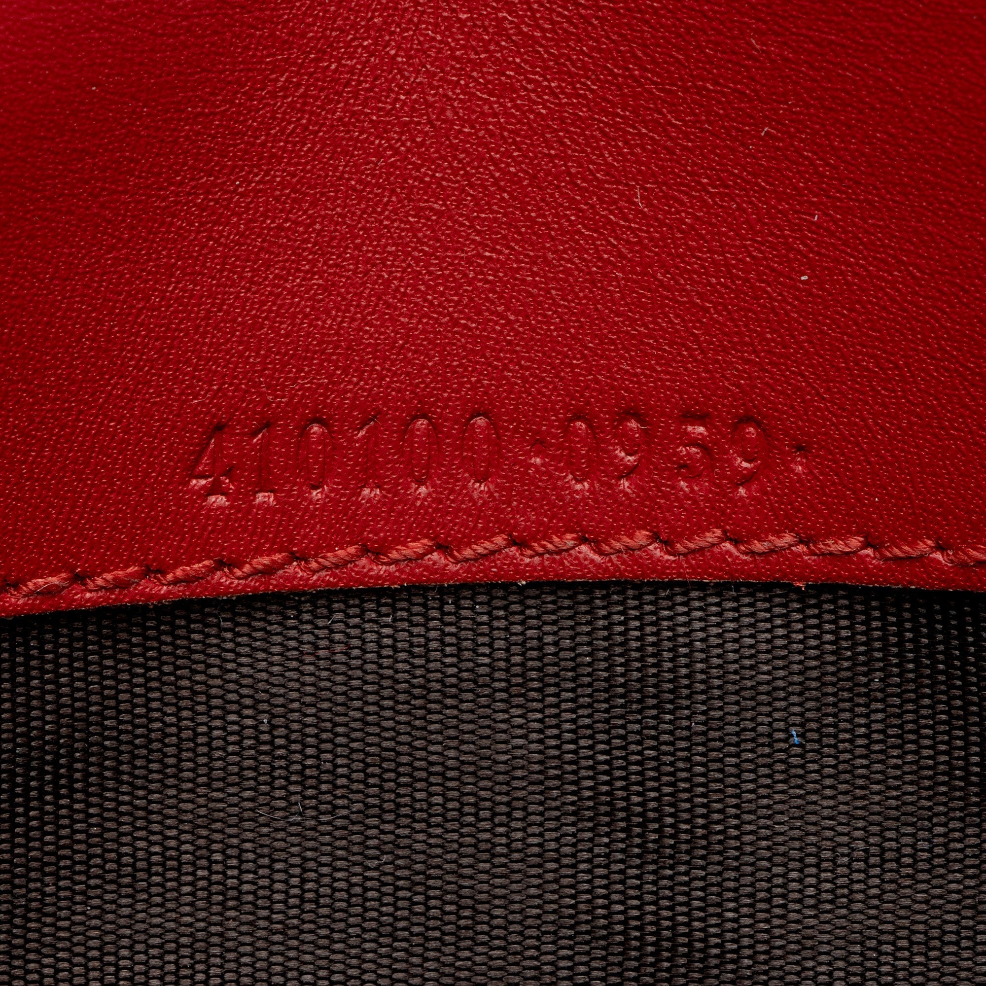 Gucci Calfskin Two-Tone Continental Wallet (SHF-fQrh9H)