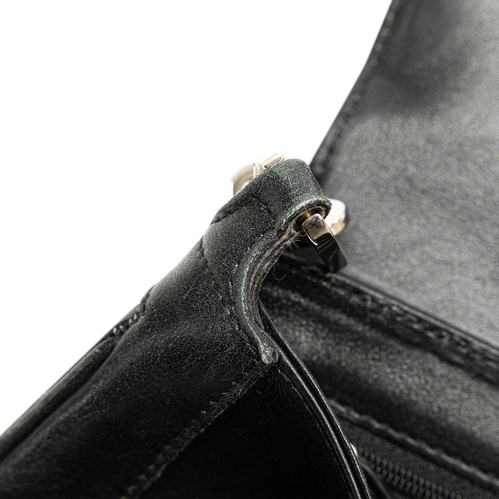 Gucci Calfskin Leather Chain Shoulder Bag (SHG-sH7X6Y)