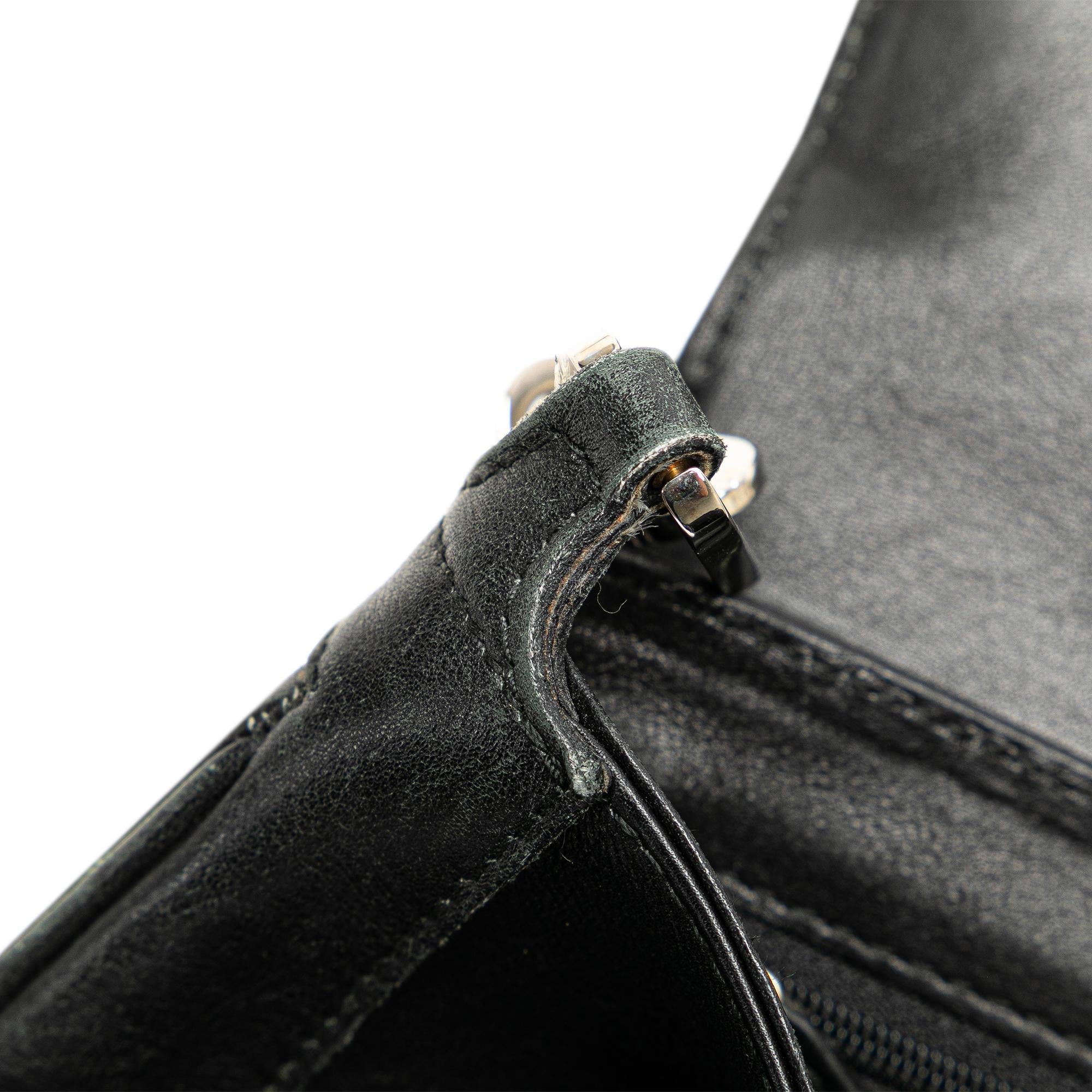 Gucci Calfskin Leather Chain Shoulder Bag (SHG-sH7X6Y)