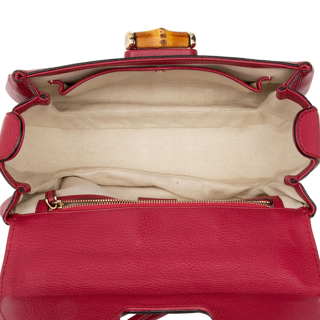 Gucci Calfskin New Bamboo Top Handle (SHF-v2KUgA)