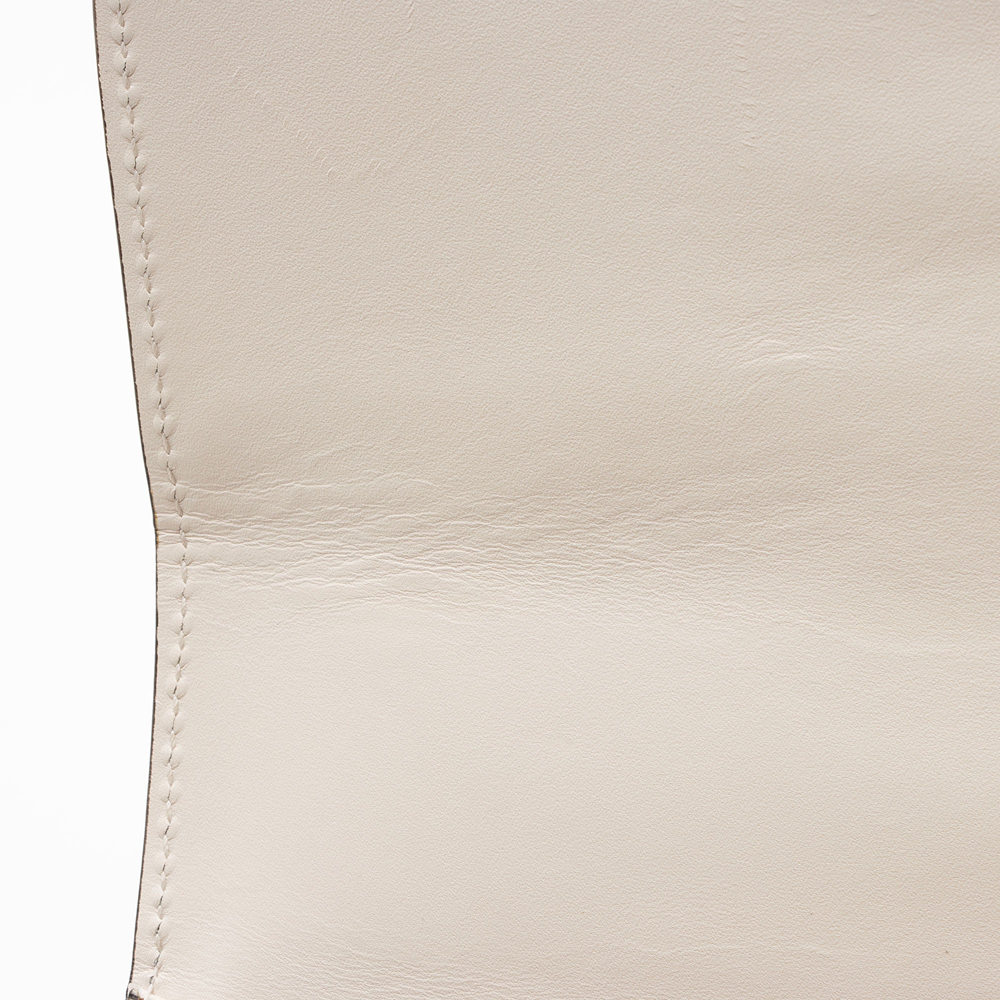 Gucci Calfskin Sylvie Small Shoulder Bag (SHF-G6Ob0L)