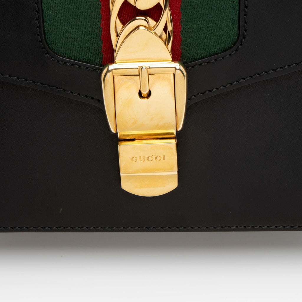 Gucci Calfskin Sylvie Small Shoulder Bag (SHF-0C37e0)