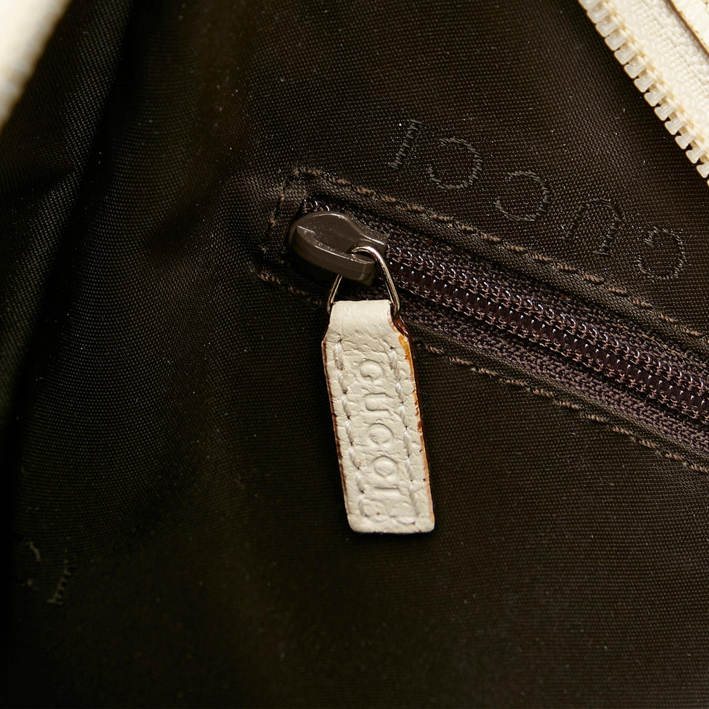 Gucci Canvas Chain Shoulder Bag (SHG-30264)