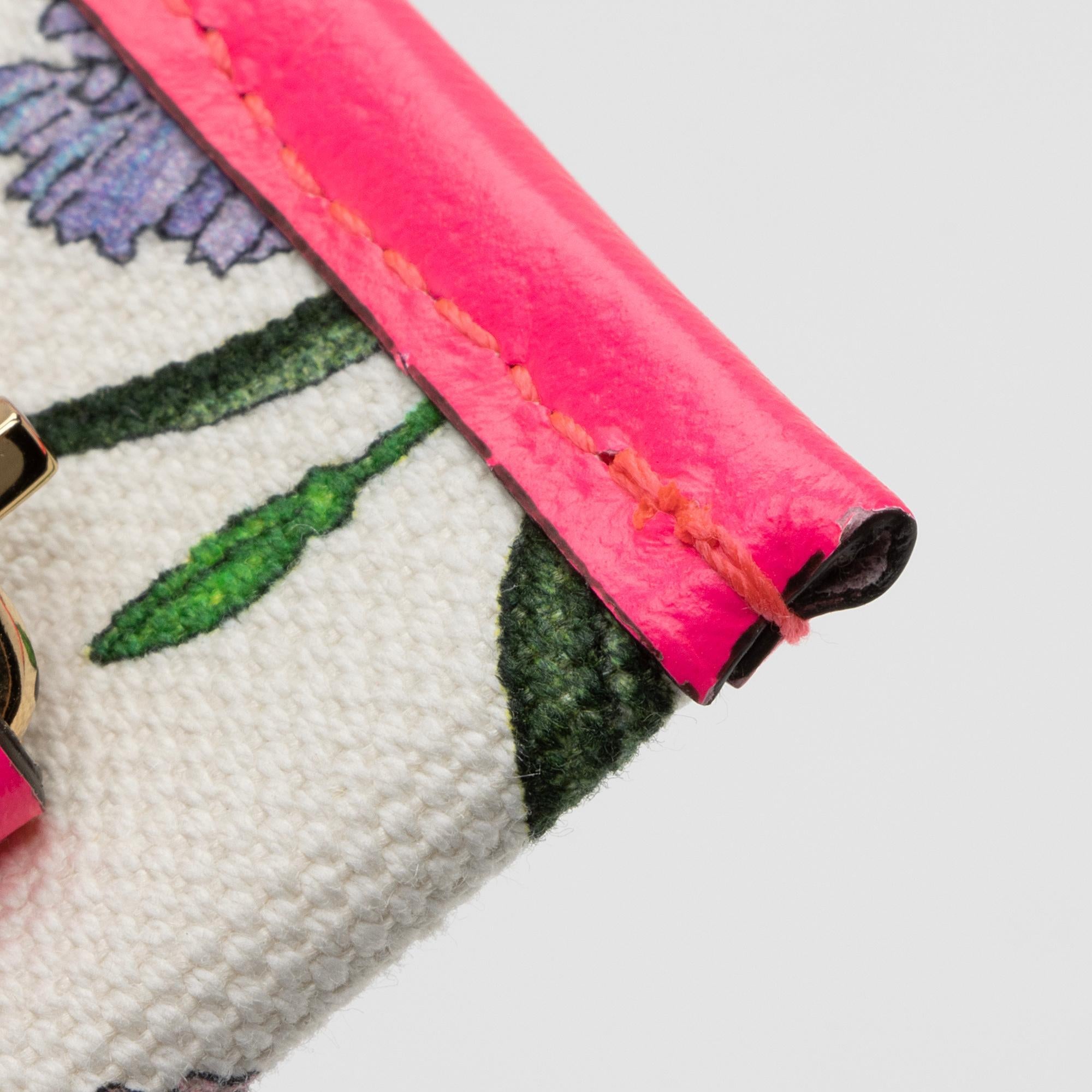 Gucci Canvas Flora Pochette (SHF-QyfIqL)