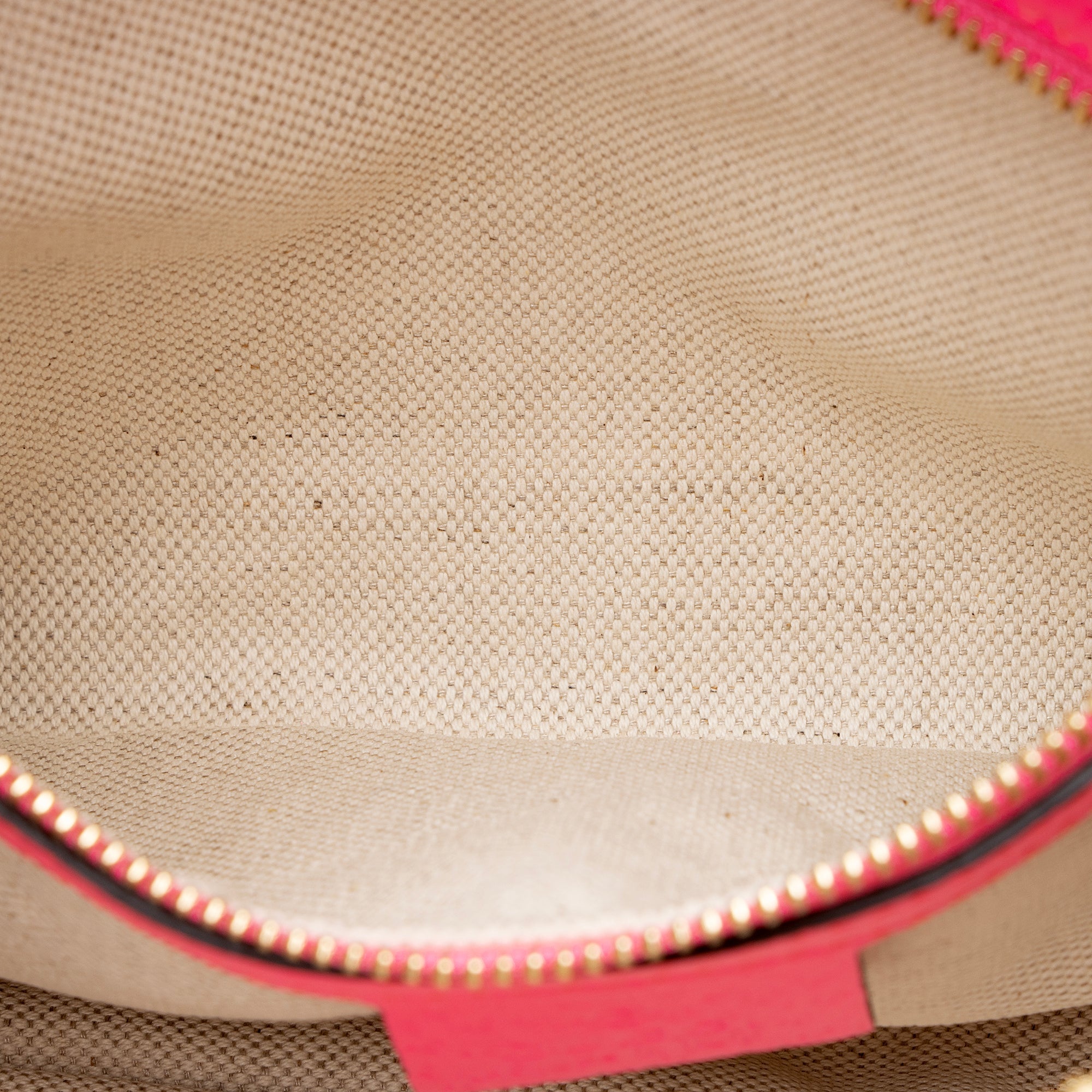 Gucci Canvas Flora Shoulder Bag (SHF-22602)