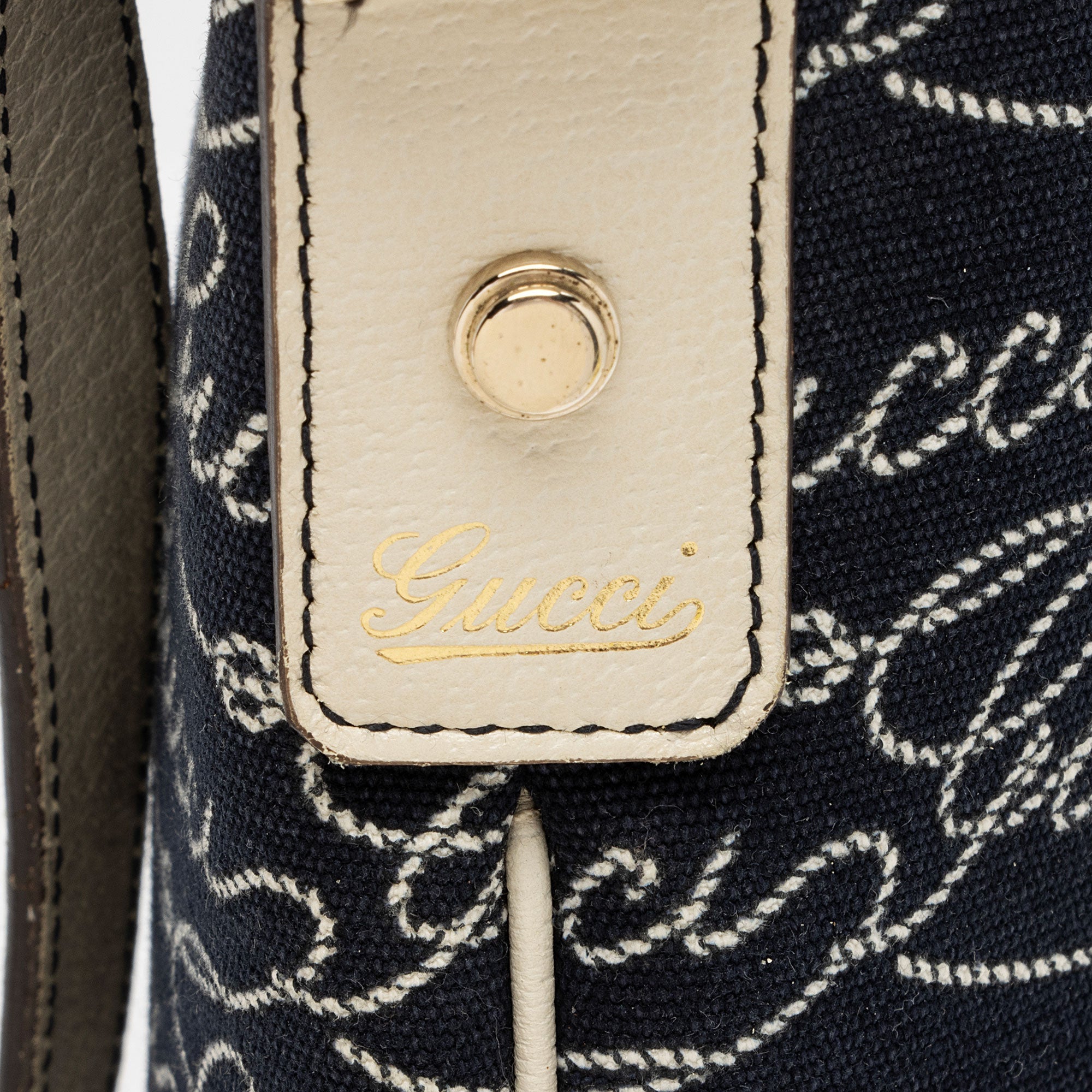 Gucci Canvas Lasso Script Abbey Messenger (SHF-coBFi9)