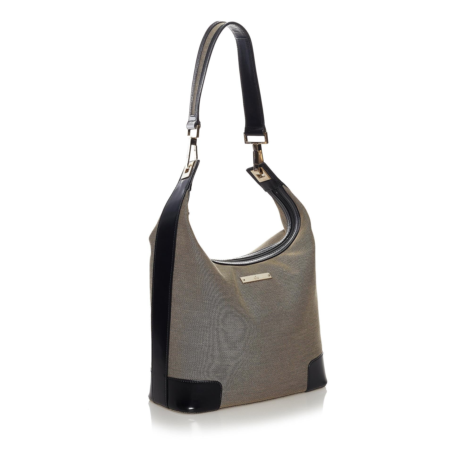 Gucci Canvas Shoulder Bag (SHG-33638)
