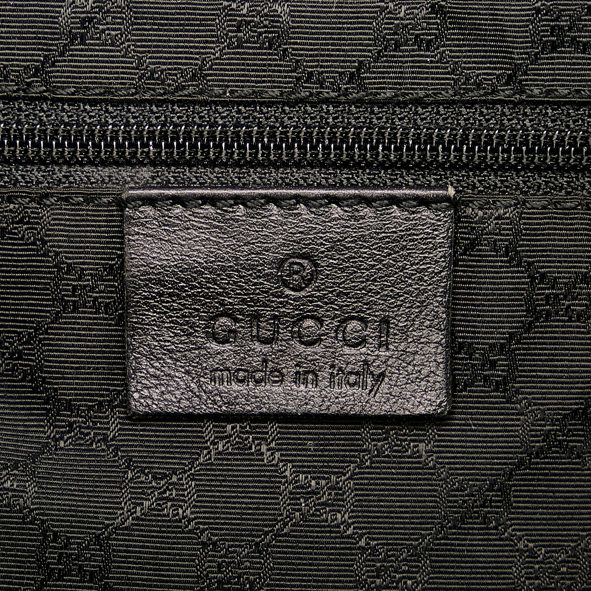 Gucci Canvas Shoulder Bag (SHG-35818)
