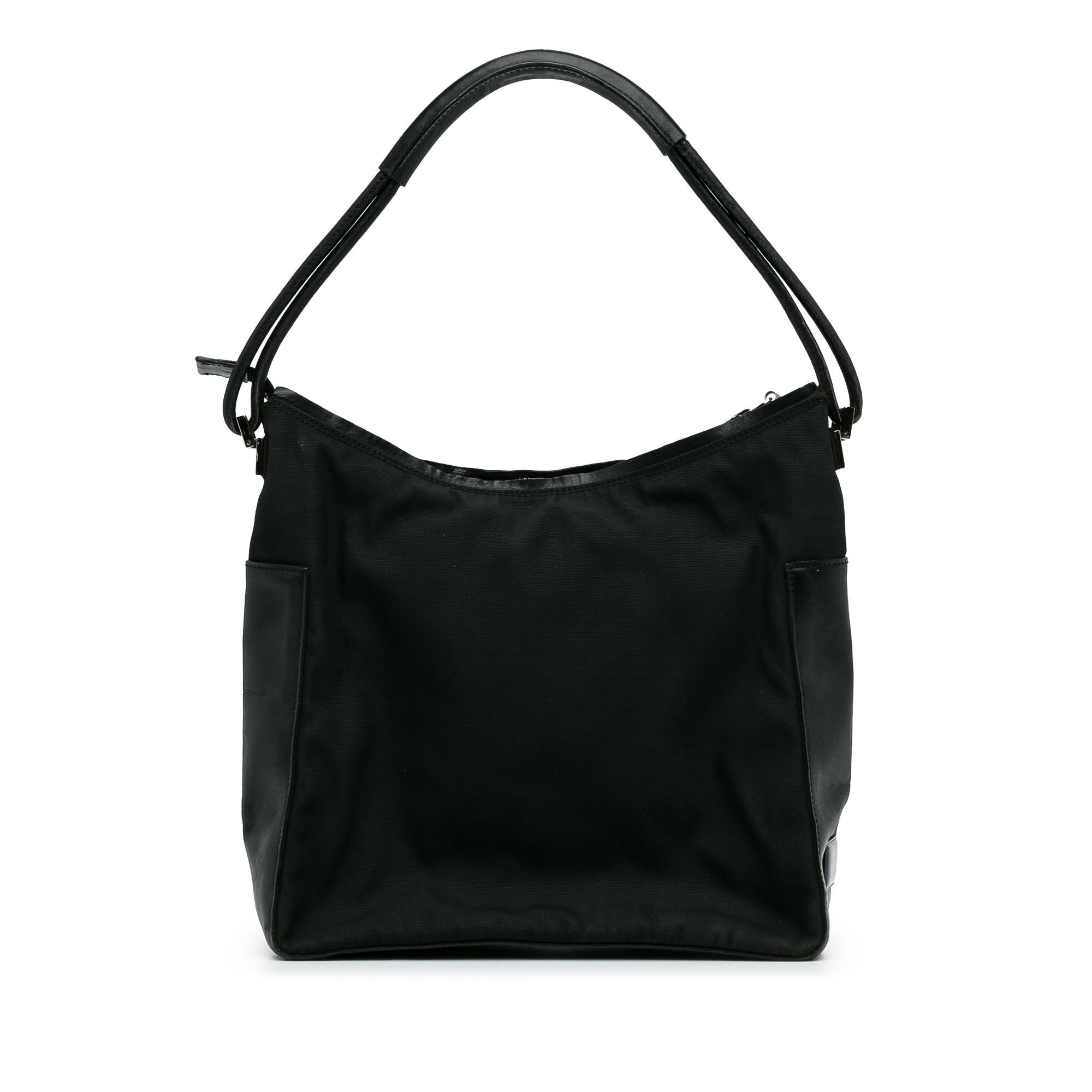 Gucci Canvas Shoulder Bag (SHG-OqOltA)