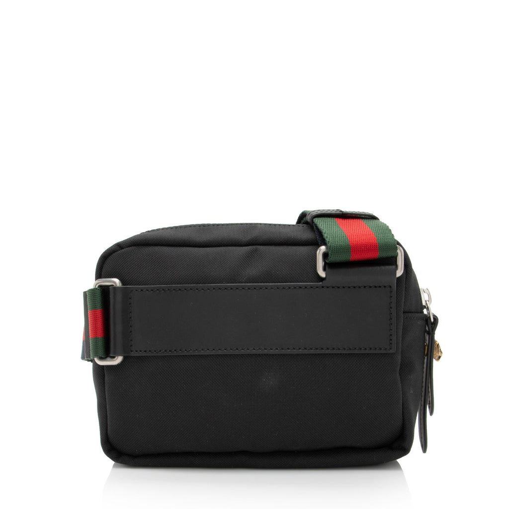 Gucci Canvas Tiger Embroidered Web MessLBger