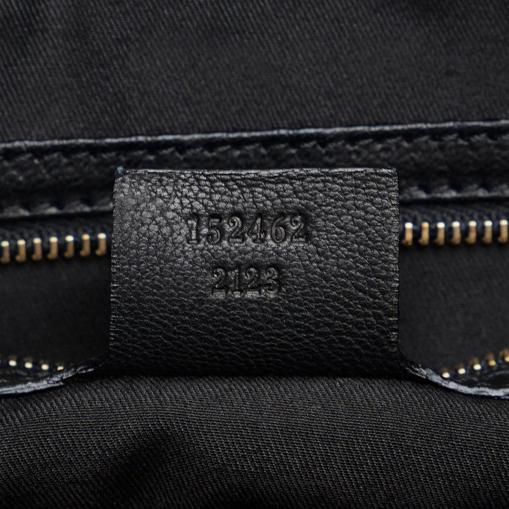 Gucci Capri Shoulder Bag (SHG-HUZUBO)