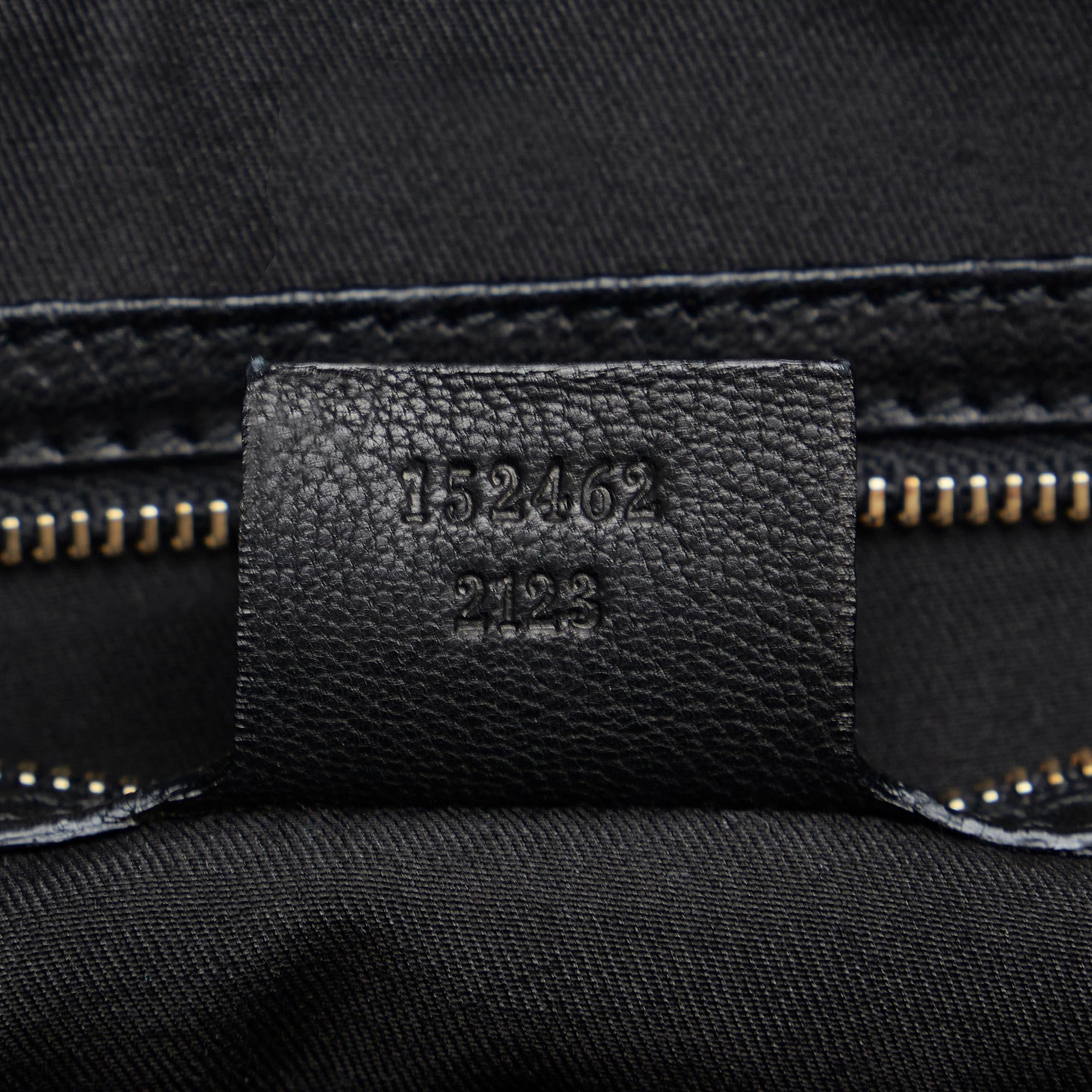 Gucci Capri Shoulder Bag (SHG-HUZUBO)