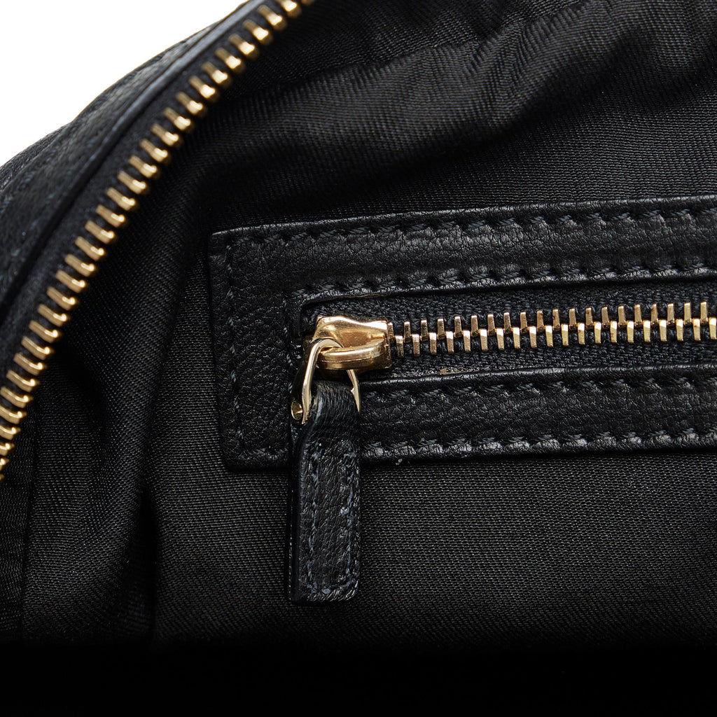 Gucci Capri Shoulder Bag (SHG-HUZUBO)