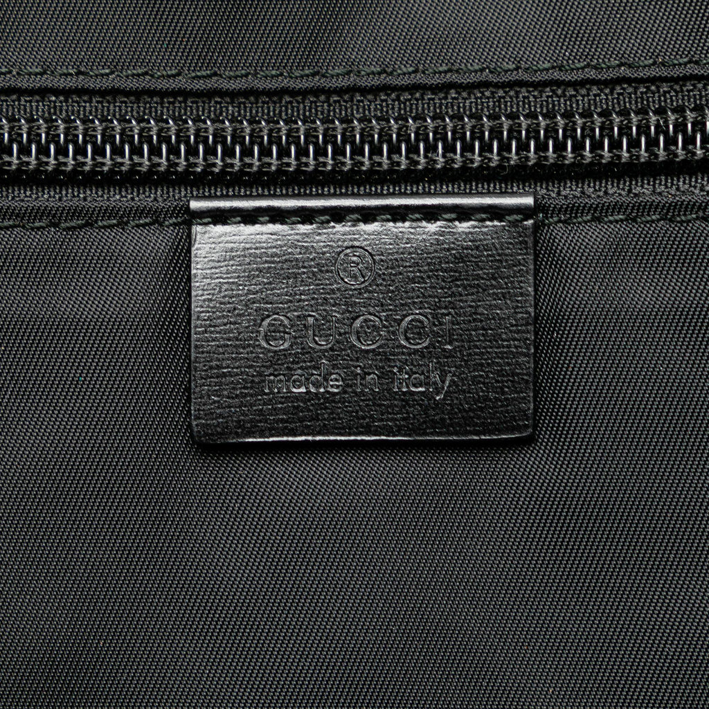 Gucci Coated Canvas Interlocking G Messenger Bag (SHG-P8JzSJ)