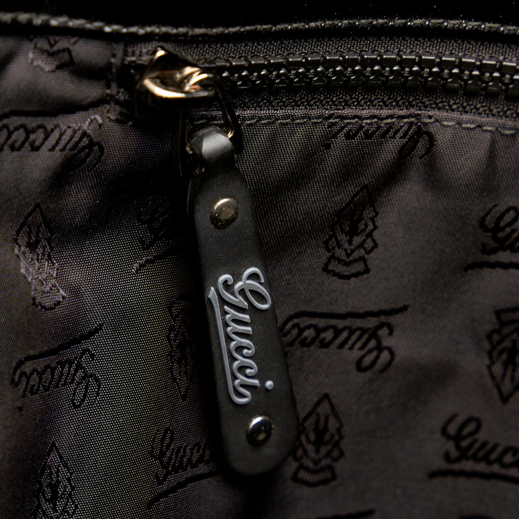 Gucci Crest Coated Canvas Crossbody Bag (SHG-31753)