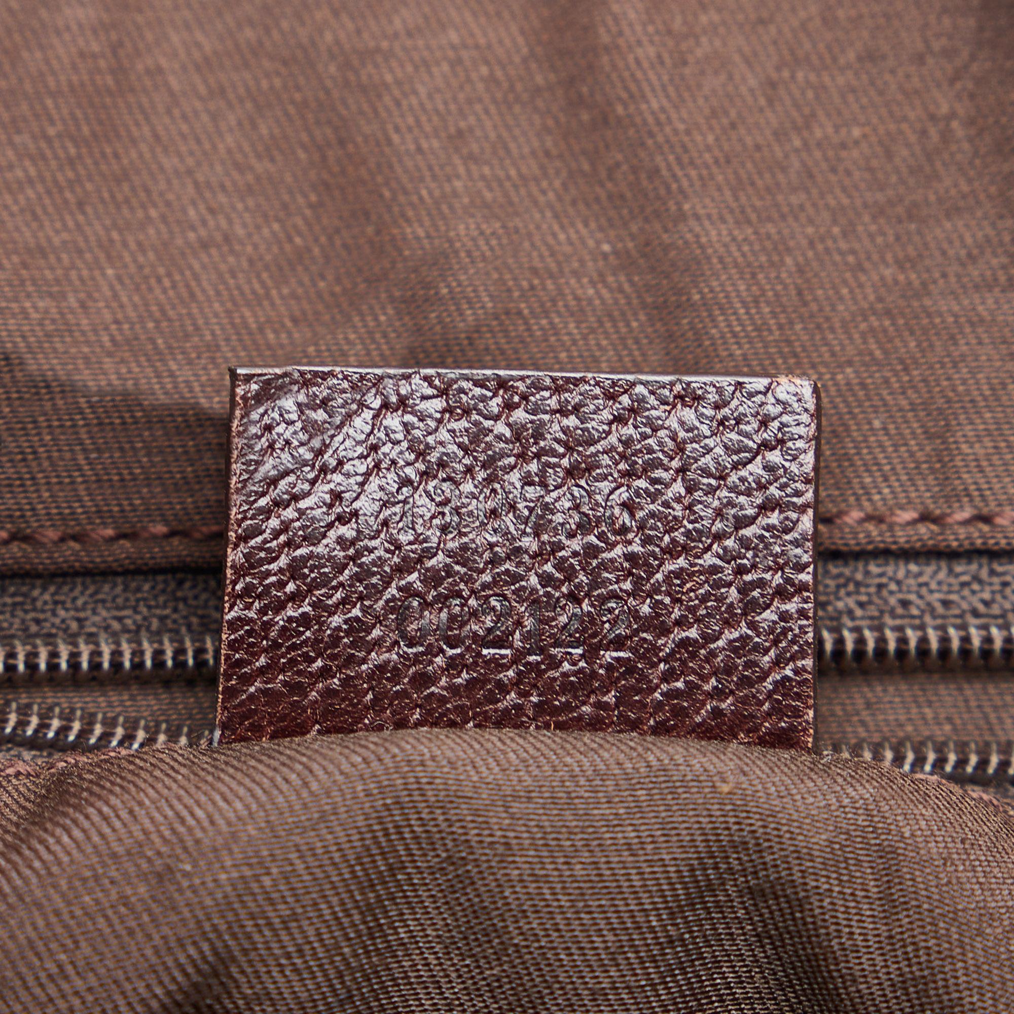 Gucci D-Ring Gg Canvas Pelham Shoulder Bag (SHG-TlunTA)