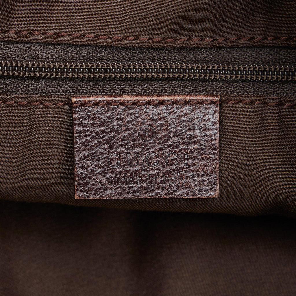 Gucci D-Ring Gg Canvas Pelham Shoulder Bag (SHG-TlunTA)