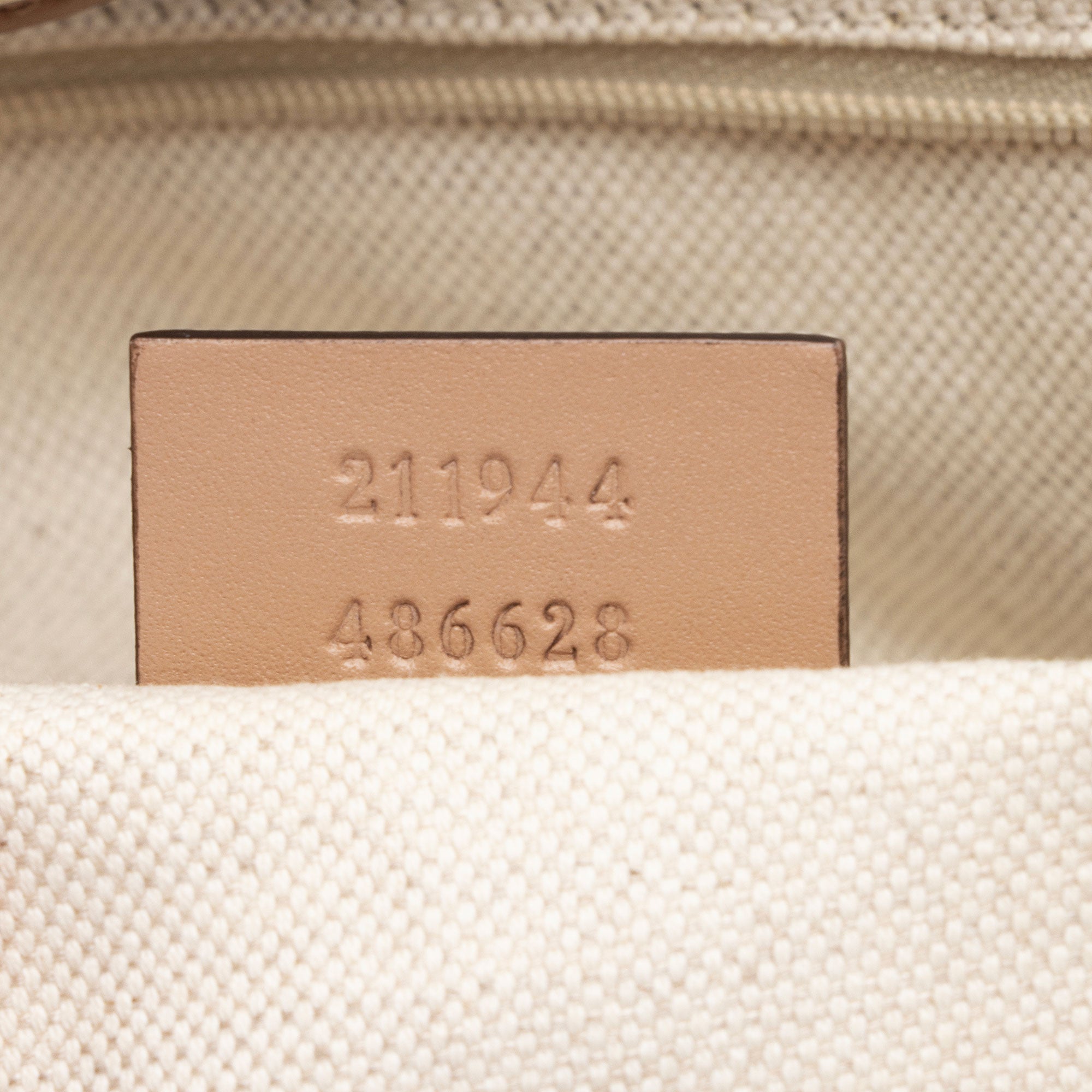 Gucci Diamante Canvas Sukey Medium Tote (SHF-XTmENi)