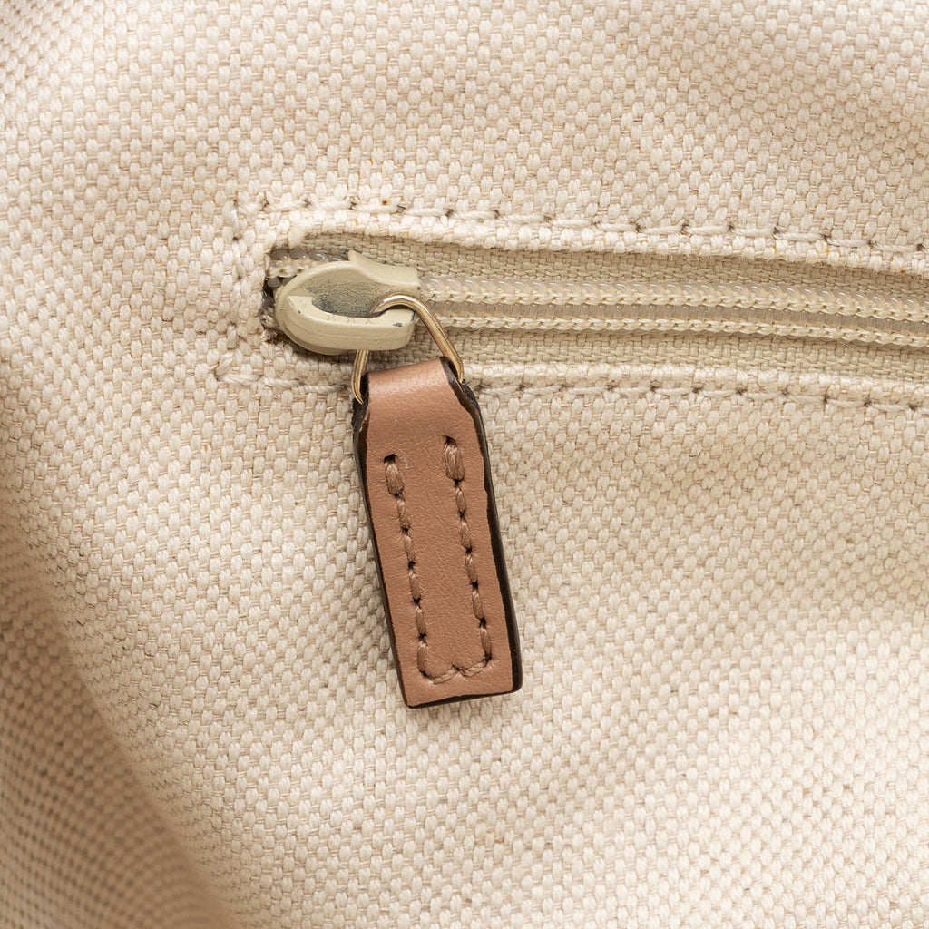 Gucci Diamante Canvas Sukey Medium Tote (SHF-XTmENi)