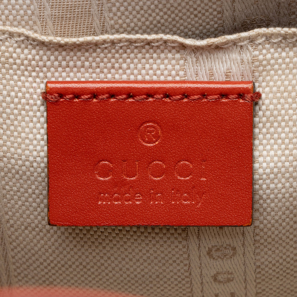 Gucci Diamante Leather Bright Bucket Bag (SHF-wHyMri)