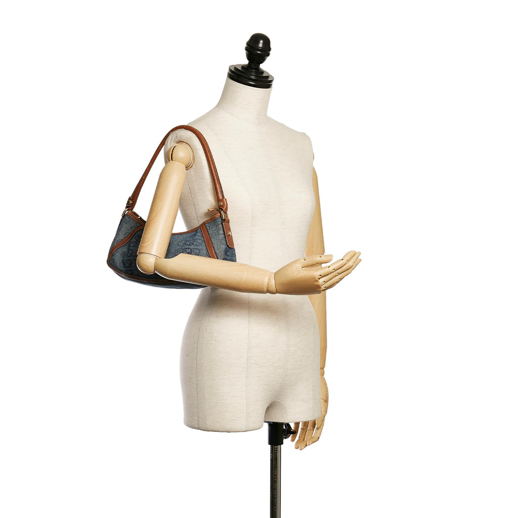 Gucci Double G Abbey D-Ring Baguette (SHG-31000)