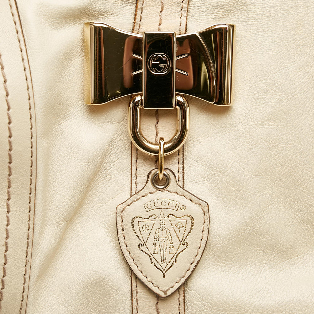 Gucci Duchessa Leather Handbag (SHG-32274)