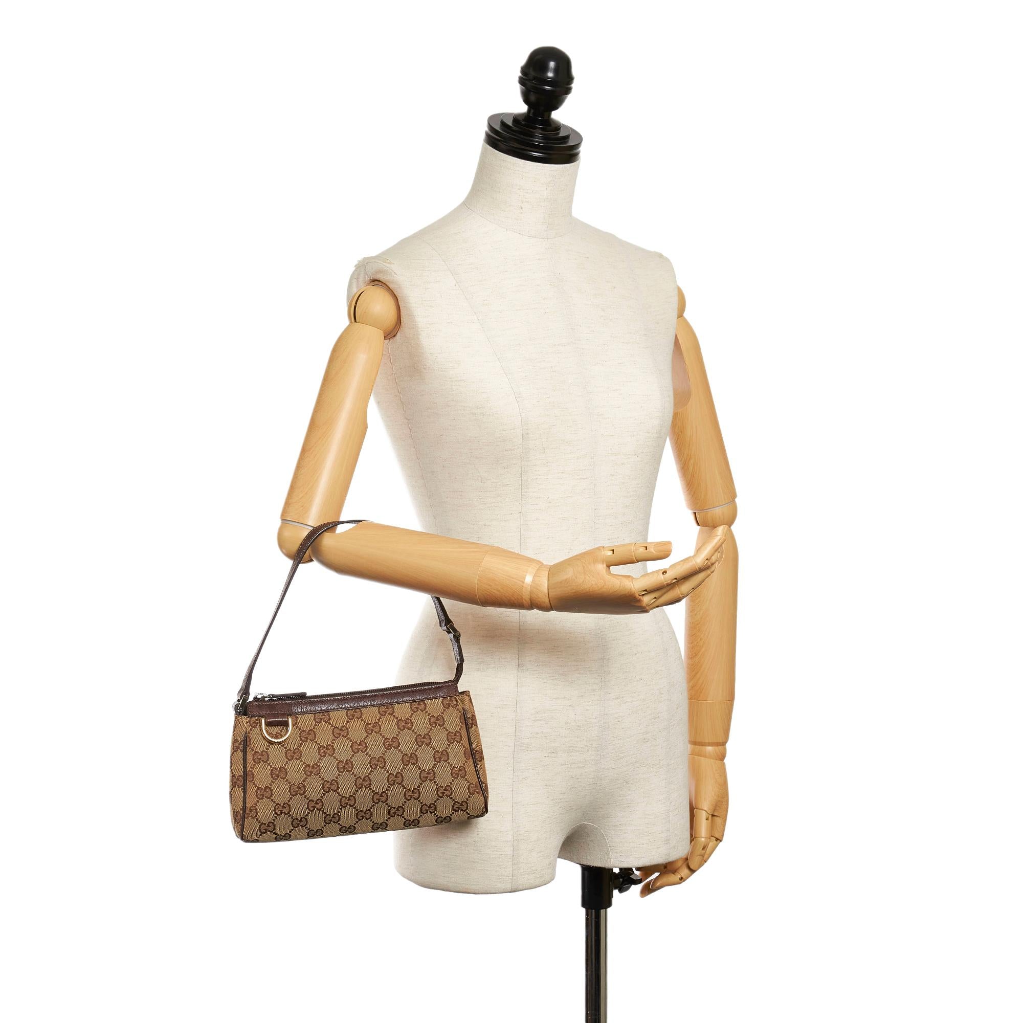 Gucci Gucci Abbey D-Ring Canvas Baguette (SHG-29572)