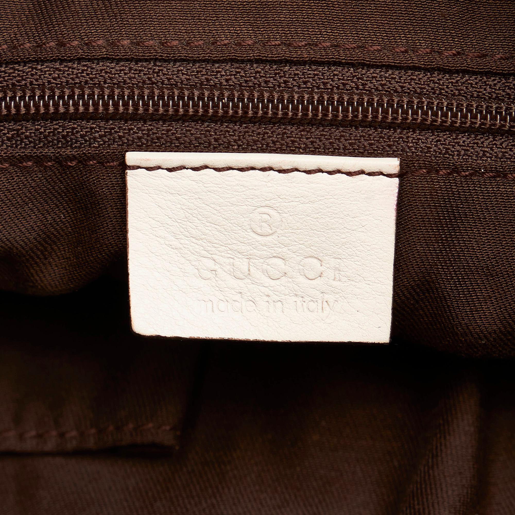 Gucci Gucci Canvas Abbey D-Ring Crossbody Bag (SHG-27900)