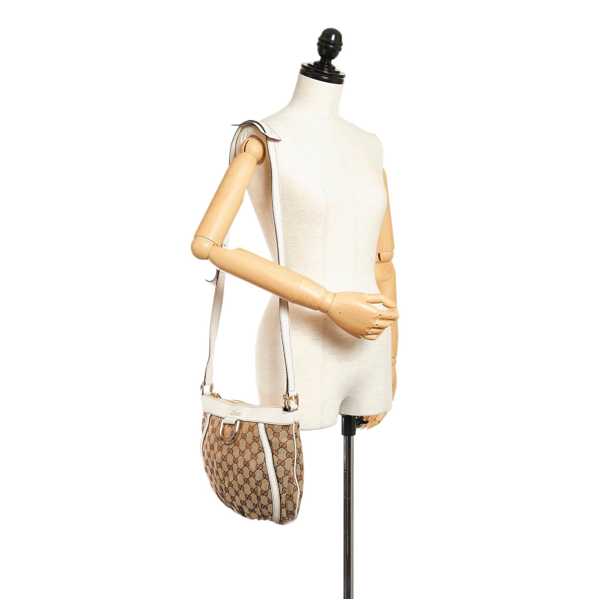 Gucci Gucci Canvas Abbey D-Ring Crossbody Bag (SHG-27900)