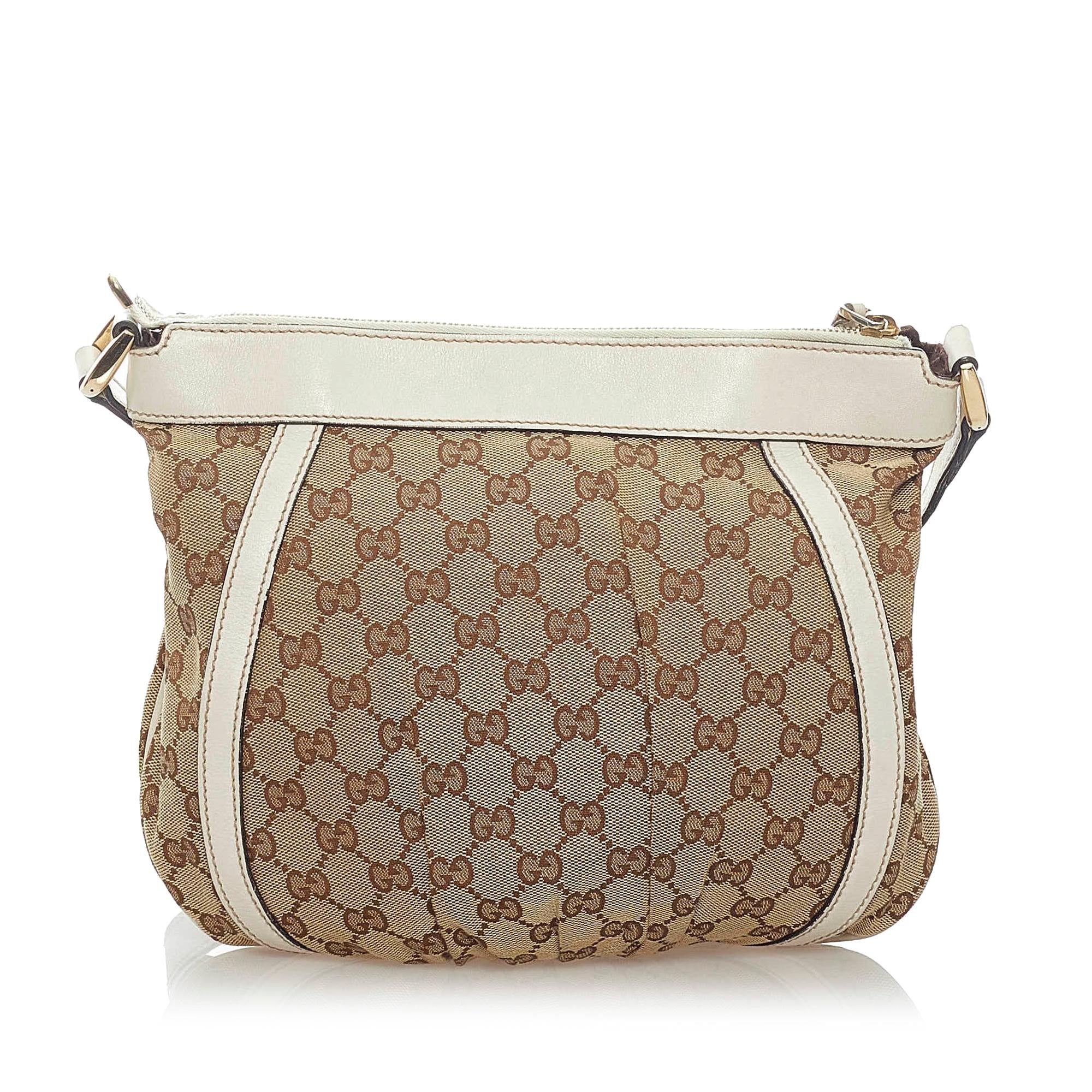 Gucci Gucci Canvas Abbey D-Ring Crossbody Bag (SHG-33207)
