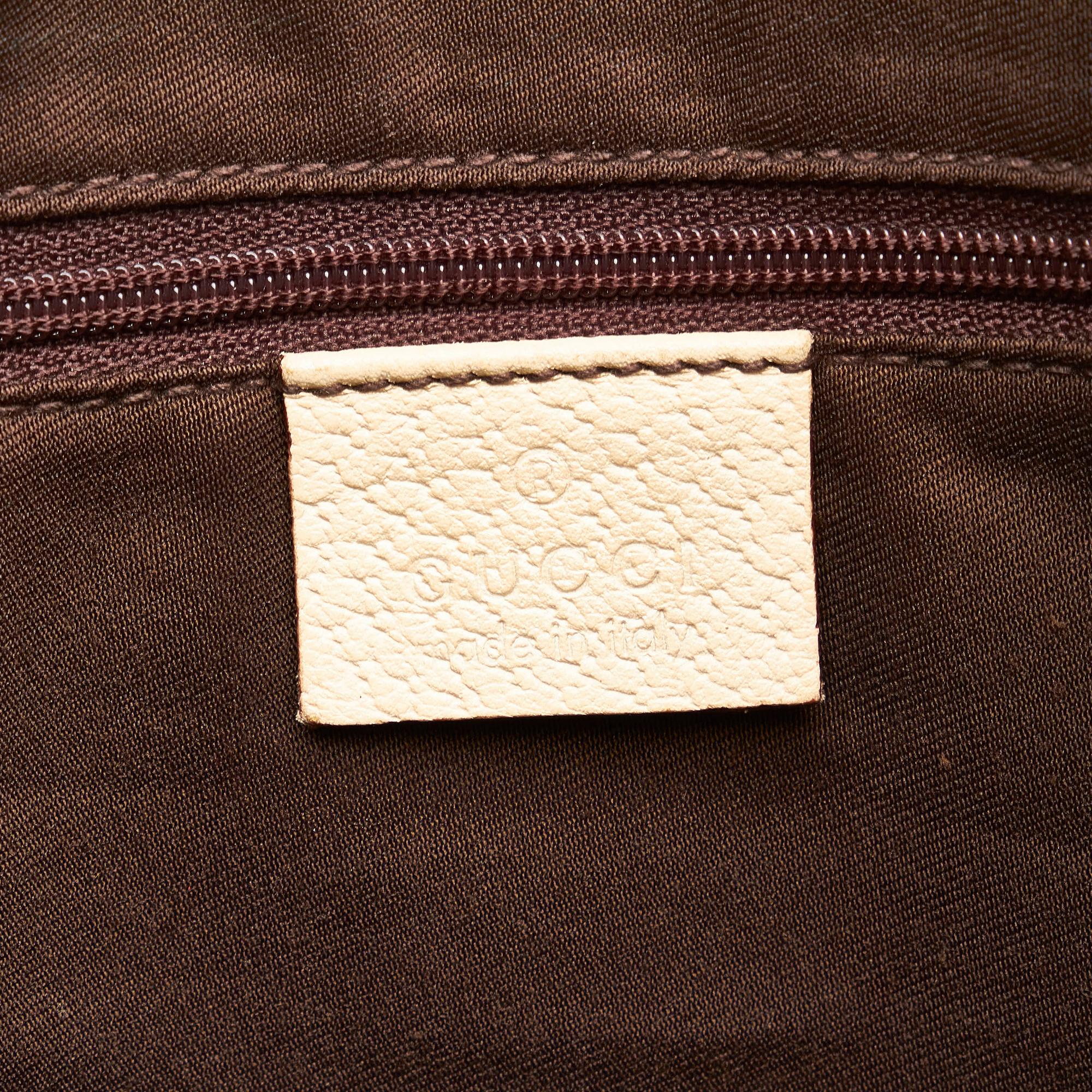 Gucci Gucci Canvas Abbey D-Ring Crossbody Bag (SHG-33500)