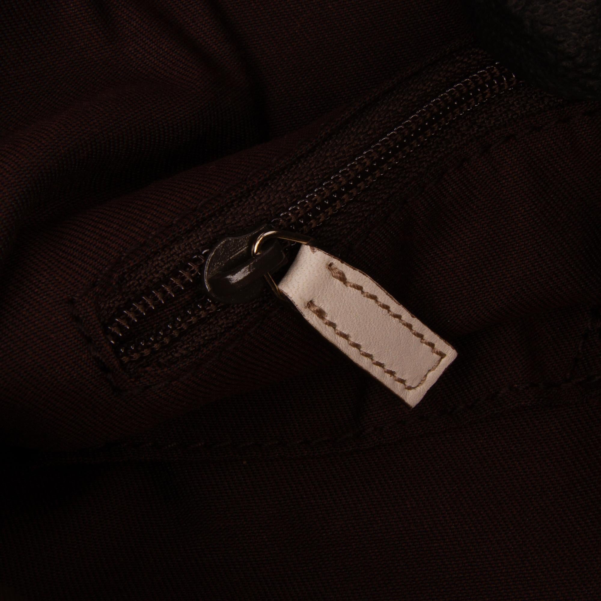 Gucci GG Canvas Abbey D Ring Crossbody
