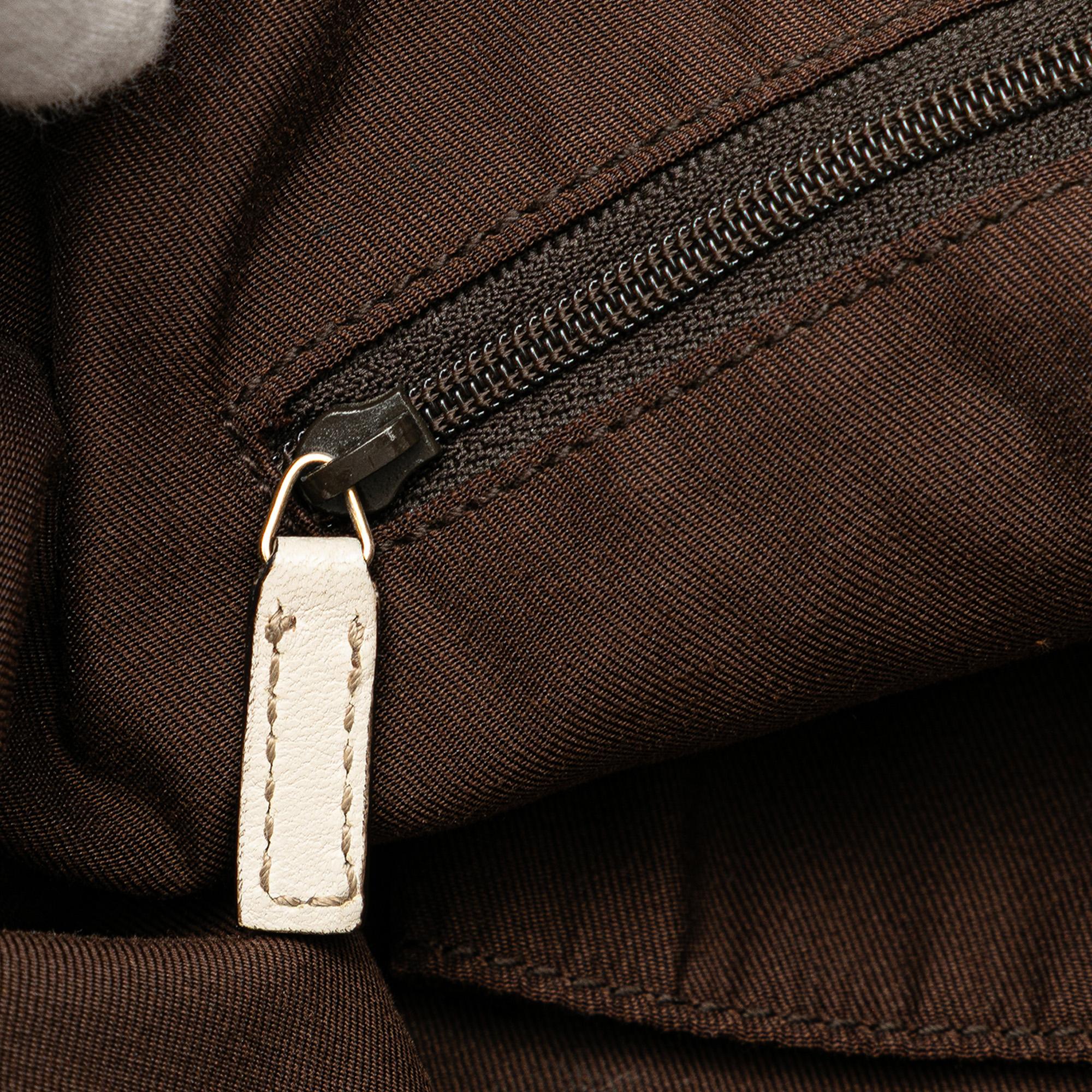 Gucci GG Canvas Abbey D Ring Crossbody