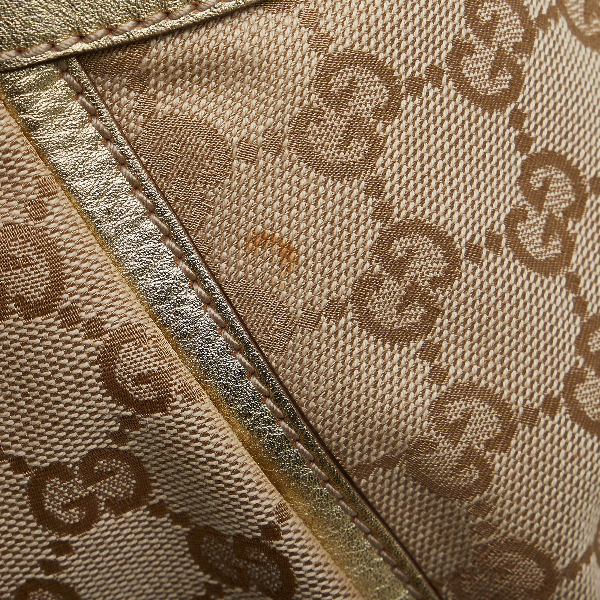 Gucci GG Canvas Abbey D-Ring Handbag (SHG-PoyR9u)