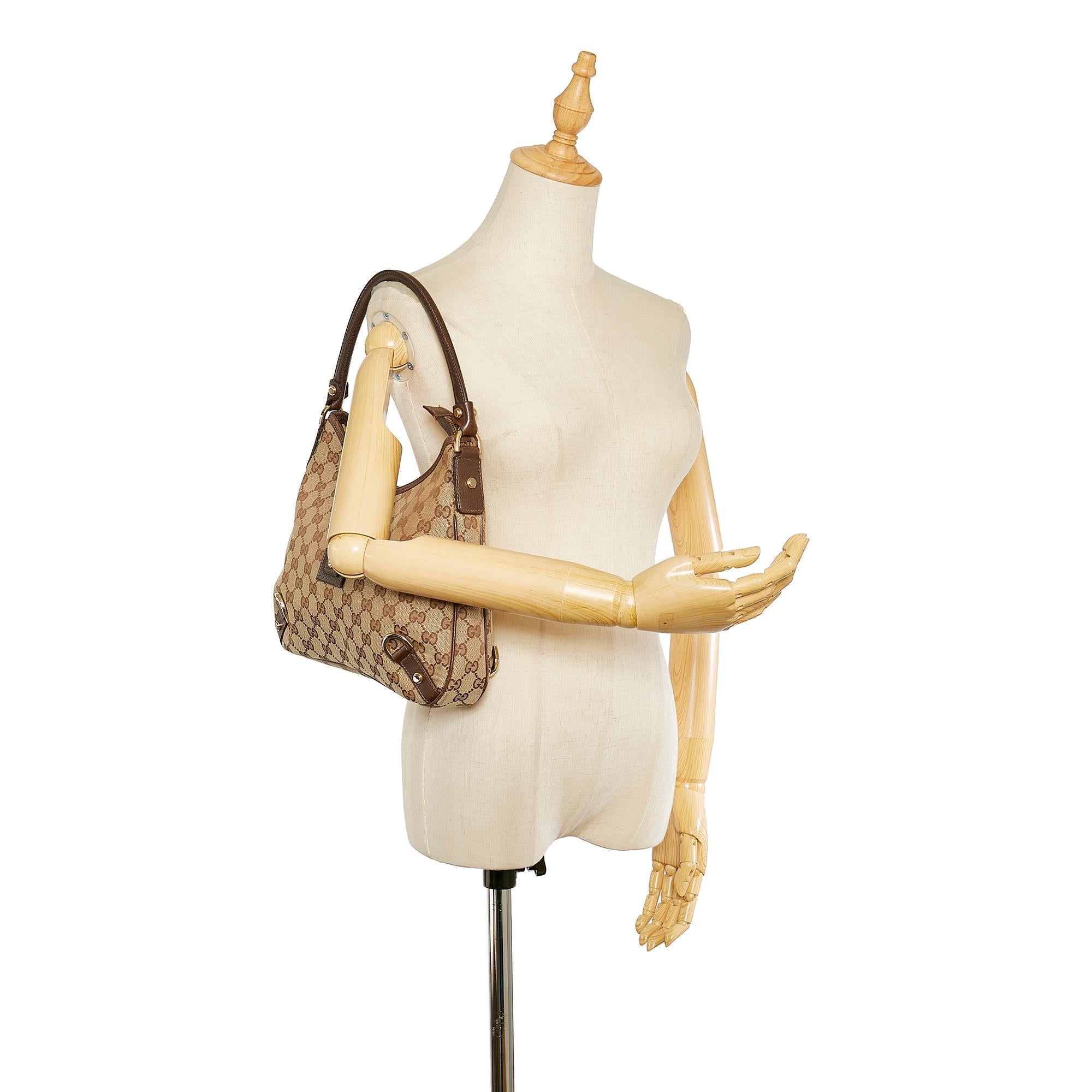 Gucci Gucci Canvas Abbey D-Ring Shoulder Bag (SHG-25020)