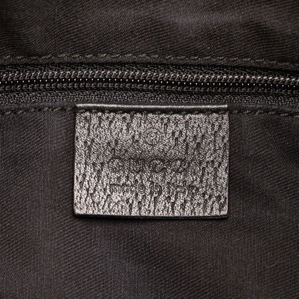 Gucci Gucci Canvas Abbey D-Ring Shoulder Bag (SHG-27000)