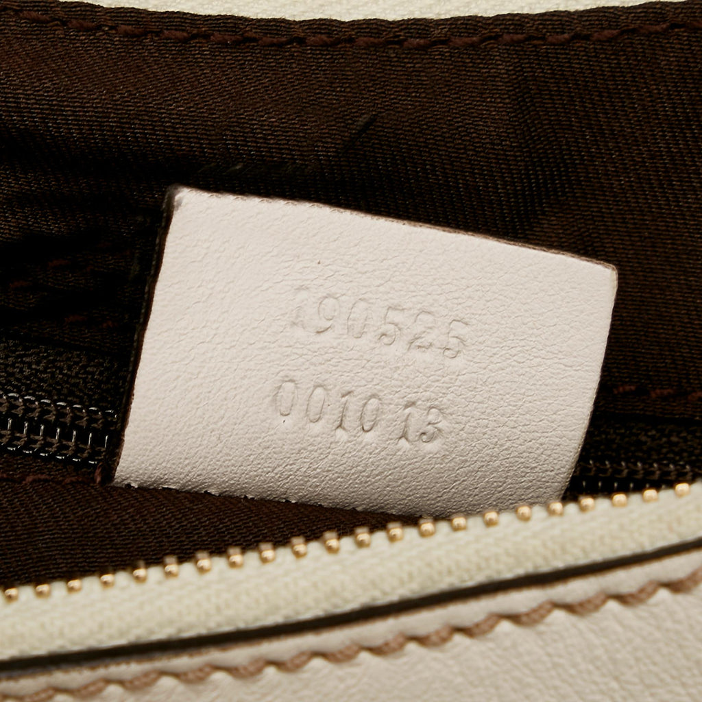 Gucci Gucci Canvas Abbey D-Ring Shoulder Bag (SHG-27519)