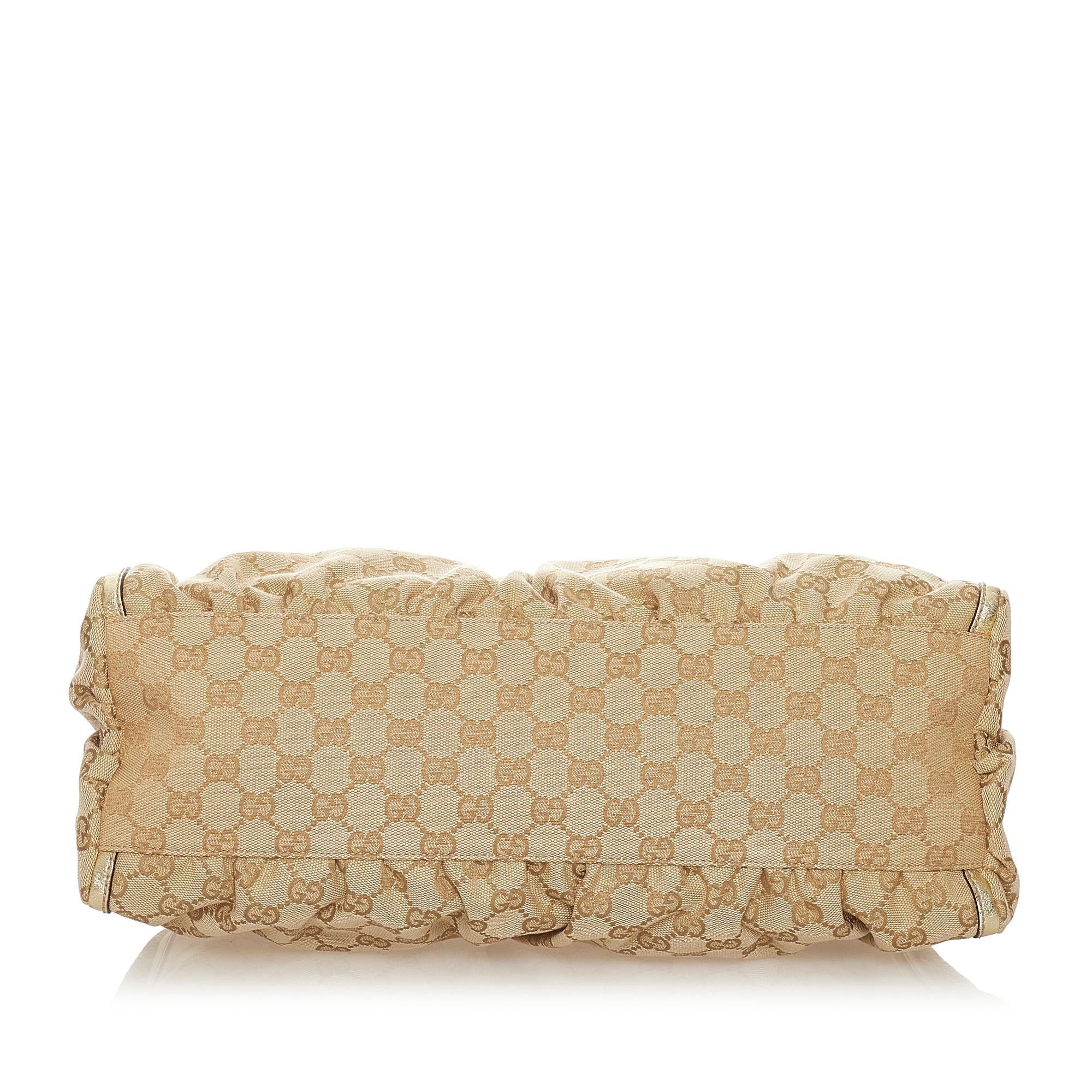 Gucci Gucci Canvas Abbey D-Ring Shoulder Bag (SHG-27540)