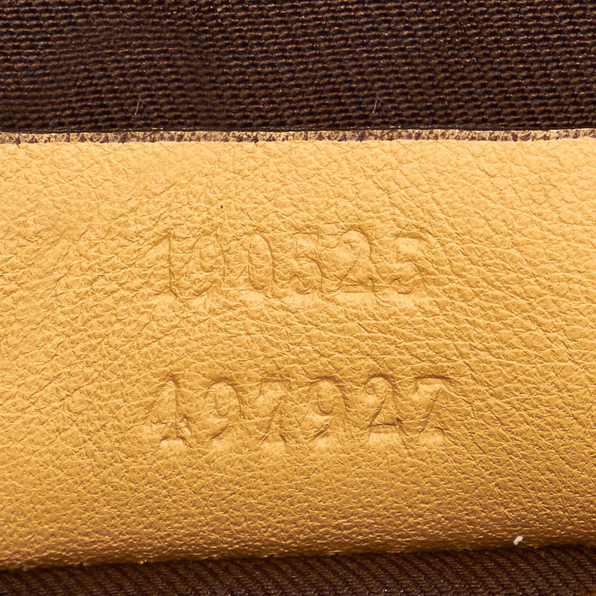 Gucci Gucci Canvas Abbey D-Ring Shoulder Bag (SHG-29541)