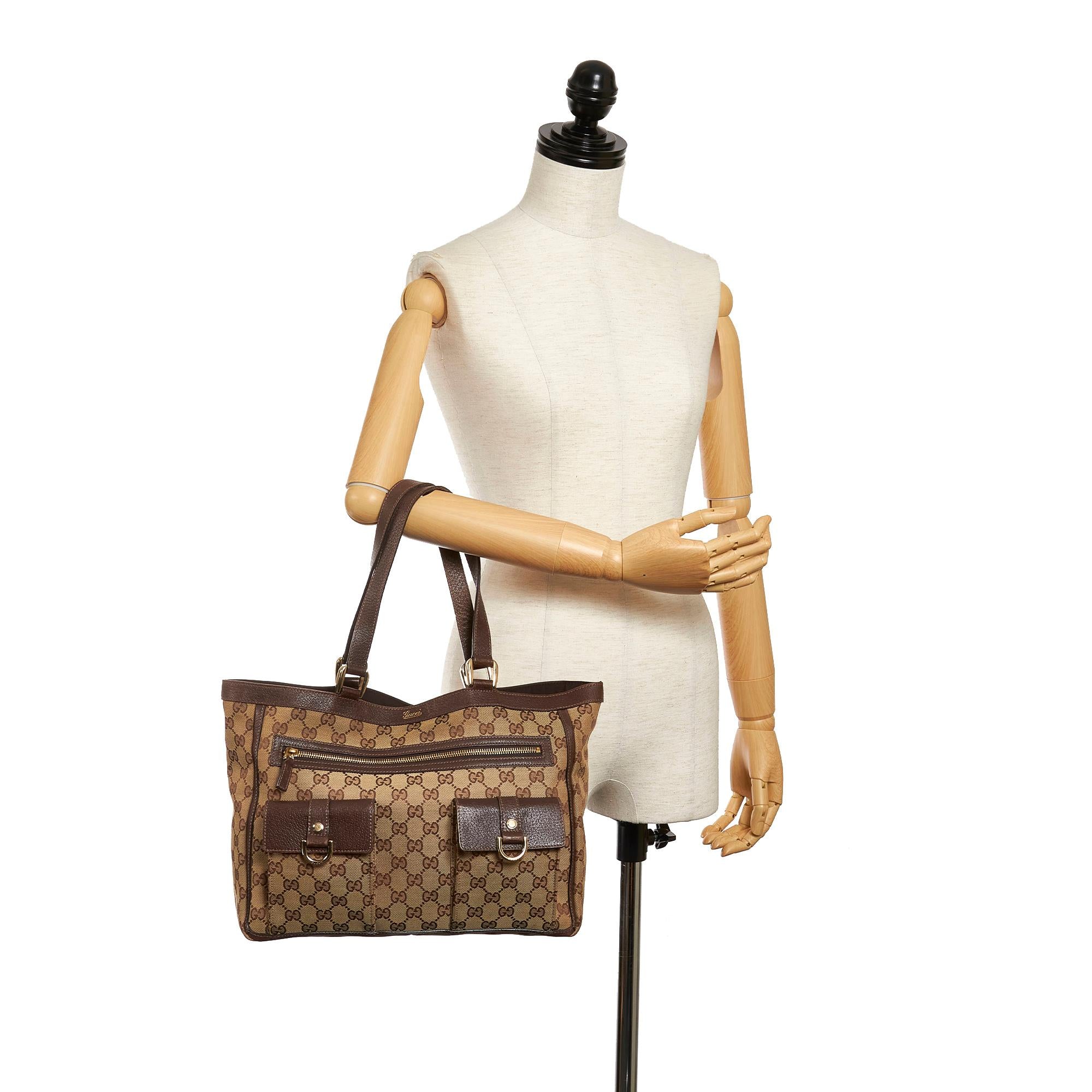 Gucci Gucci Canvas Abbey D-Ring Shoulder Bag (SHG-29968)