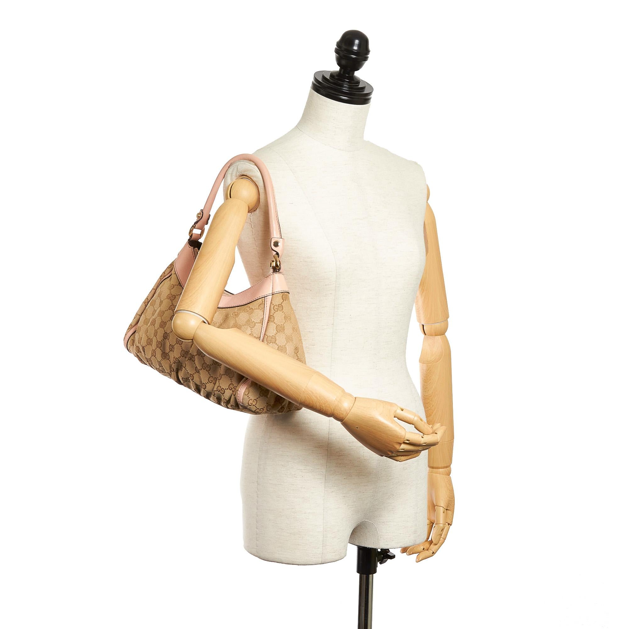 Gucci Gucci Canvas Abbey D-Ring Shoulder Bag (SHG-30194)