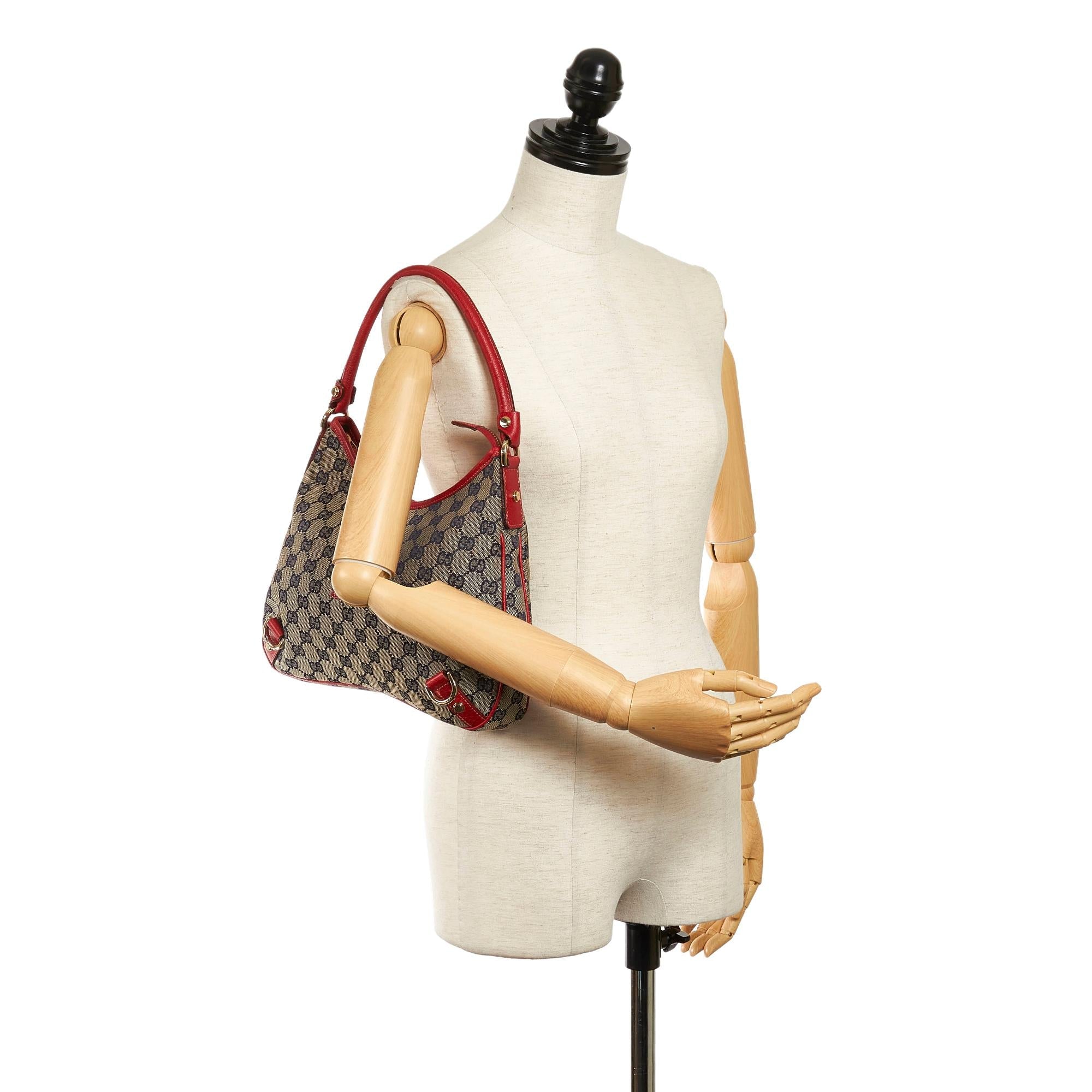 Gucci Gucci Canvas Abbey D-Ring Shoulder Bag (SHG-30958)