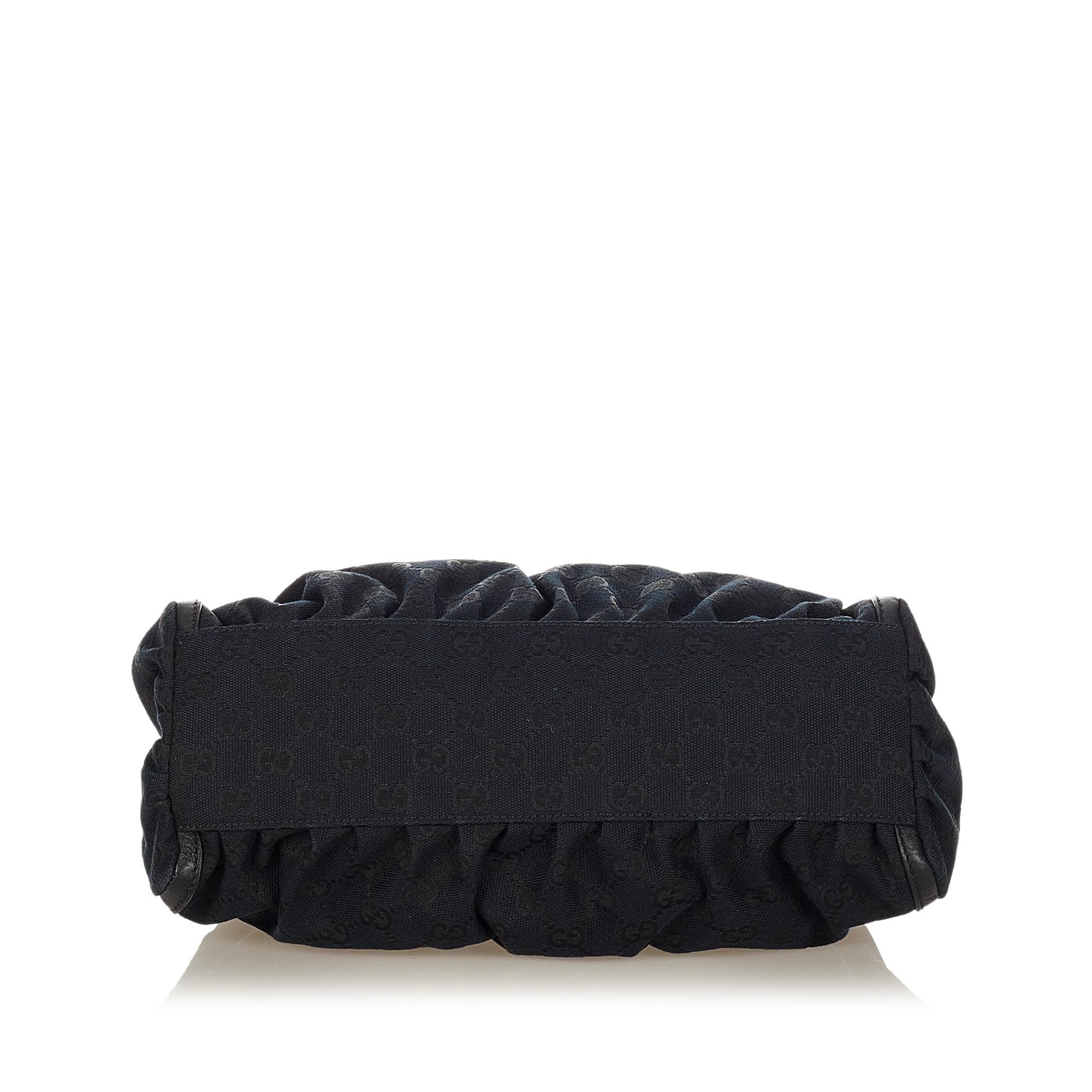 Gucci Gucci Canvas Abbey D-Ring Shoulder Bag (SHG-31950)