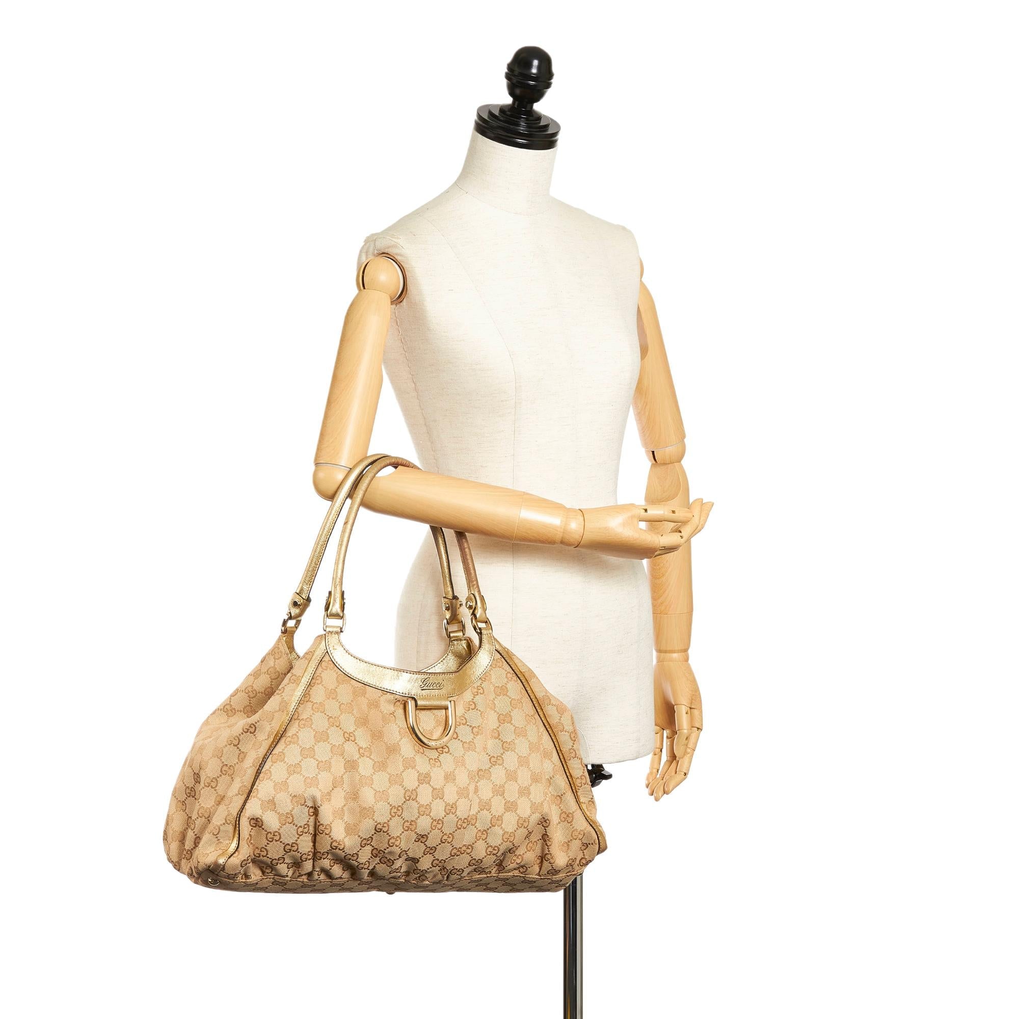 Gucci Gucci Canvas Abbey D-Ring Shoulder Bag (SHG-33230)