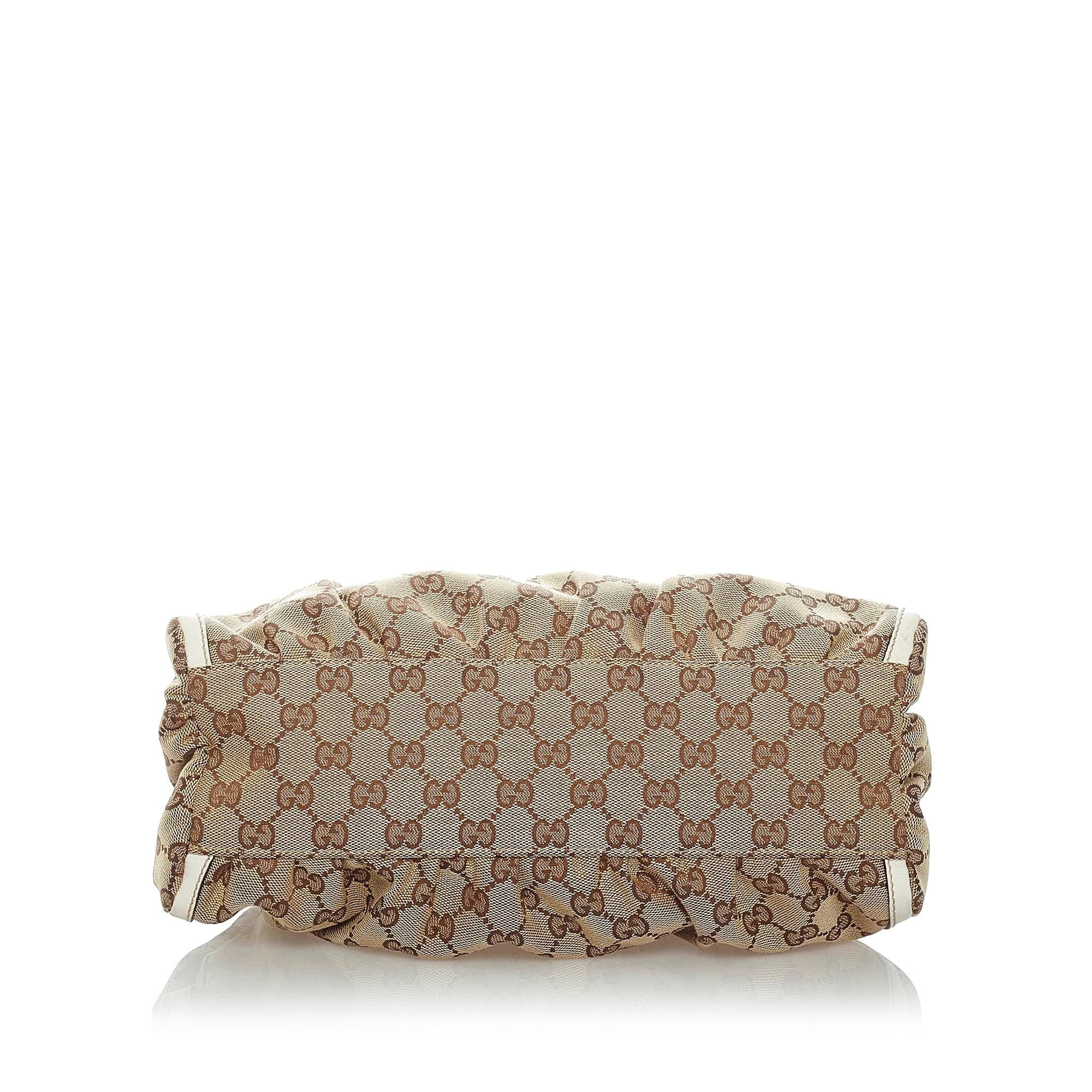 Gucci Gucci Canvas Abbey D-Ring Shoulder Bag (SHG-33525)